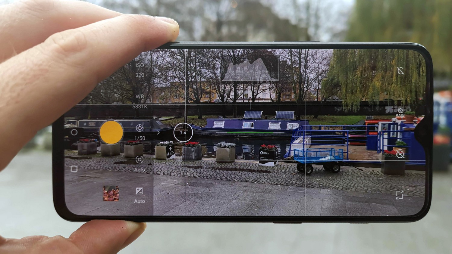 Первые примеры фото на камеру OnePlus 7 Pro