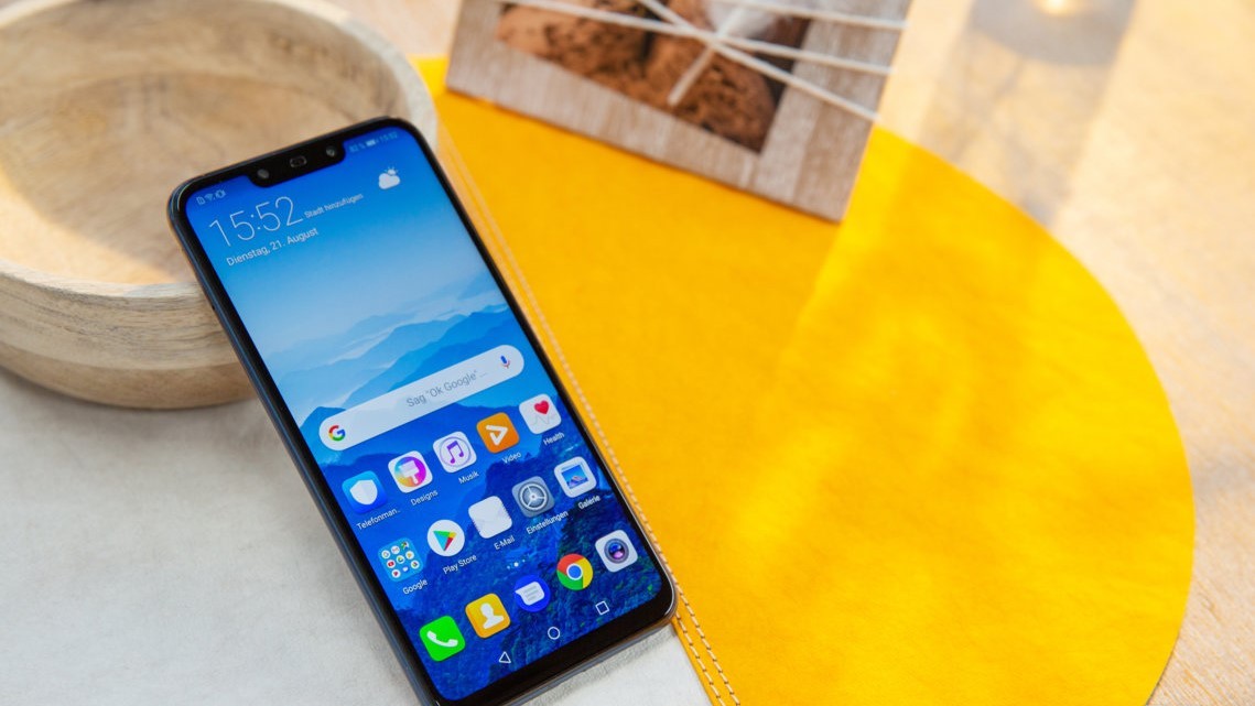 Huawei Mate 20 Lite оснащён четырьмя камерами с AI