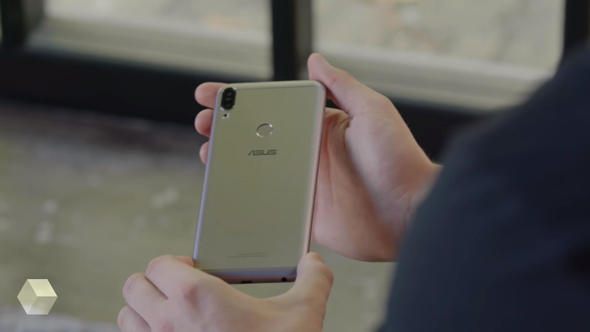 Внешний вид ASUS ZenFone Max Pro M2 стал известен из видео