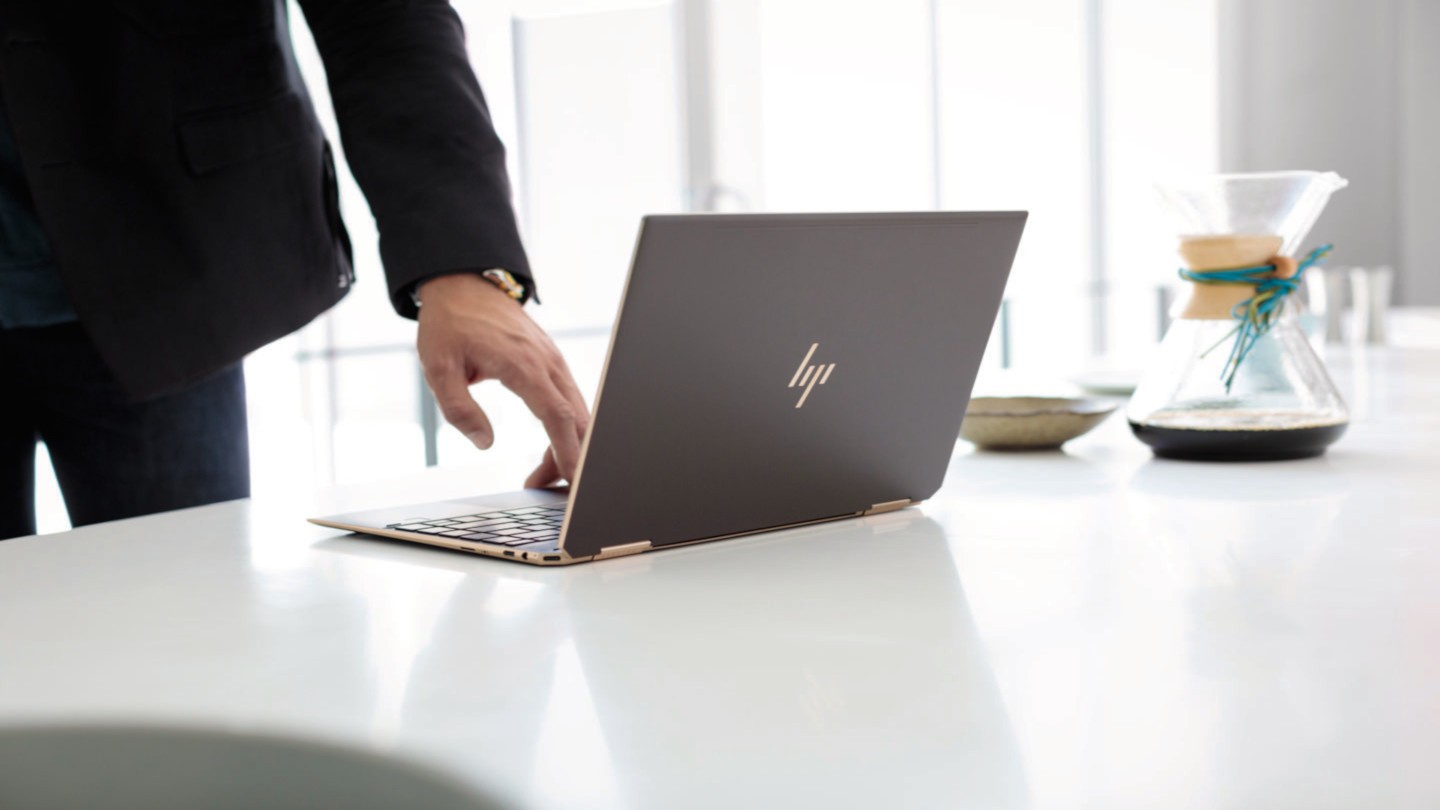 Новый HP Spectre x360 проработает до 22 часов от аккумулятора