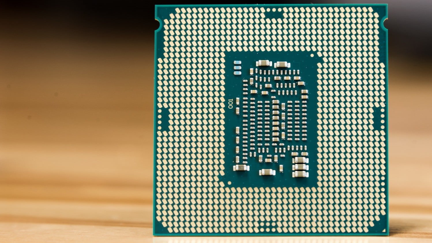 Процессоры Intel девятого поколения представят в октябре