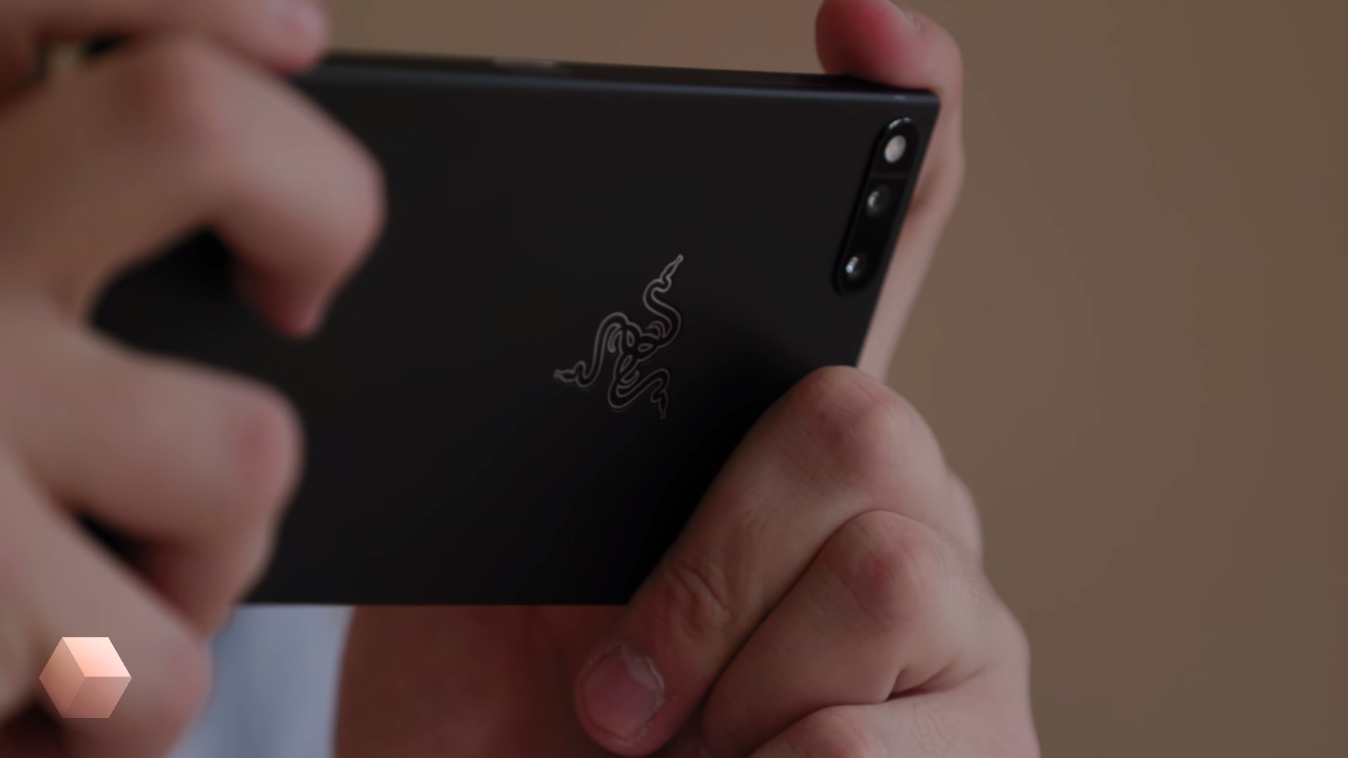 Razer Phone 2 получит вариант с 512 ГБ памяти