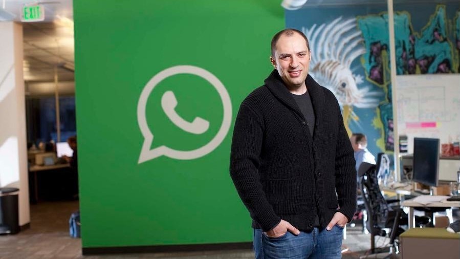 Сооснователь WhatsApp объявил об уходе из компании