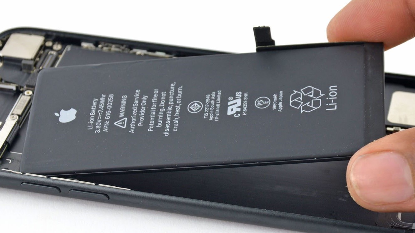 Apple объяснила, почему iPhone показывают предупреждение после смены батареи в стороннем сервисе
