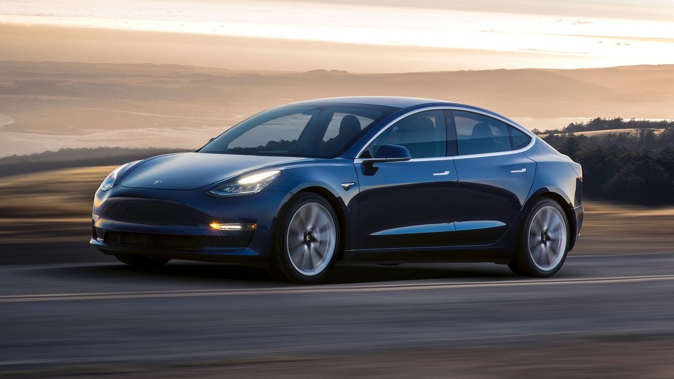 Tesla Model 3 получит полноприводную версию