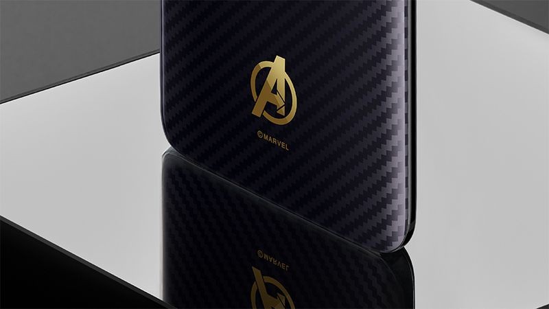 Представлена специальная версия OnePlus 6 Avengers Edition