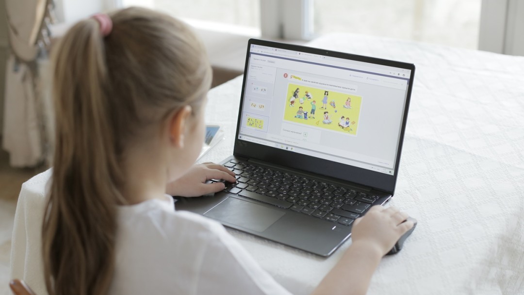 «Яндекс» и Google запустили бесплатные образовательные платформы