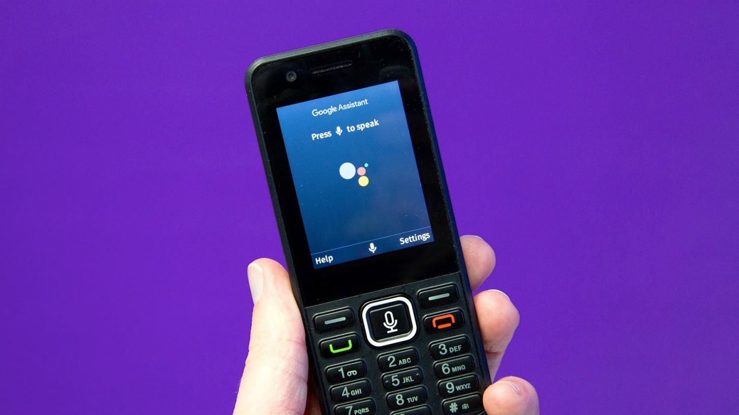 Видео демонстрирует кнопочный телефон Nokia под управлением Android 8.1