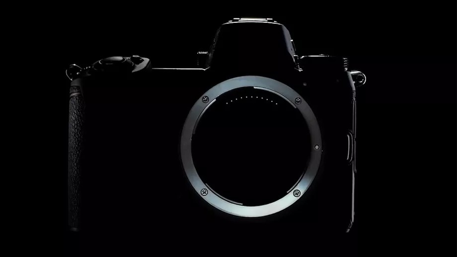 Nikon готовит две полнокадровых беззеркальных камеры