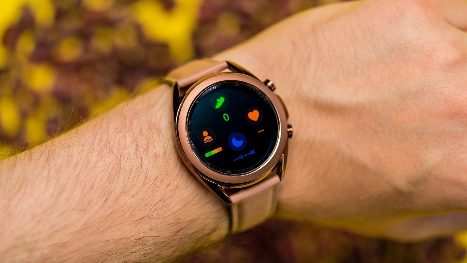 Samsung galaxy watch 6 цена. Galaxy watch 1. Samsung Galaxy watch зарядка. Браслет галакси вотч 6. Samsung Galaxy watch os.