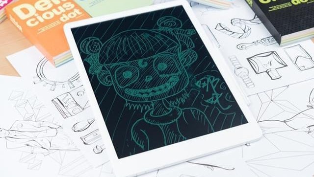 Xiaomi выпустила цифровую доску для ведения записей и рисования