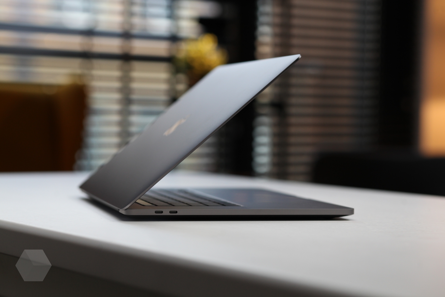 Ноутбук Apple Macbook Pro I7 Фото