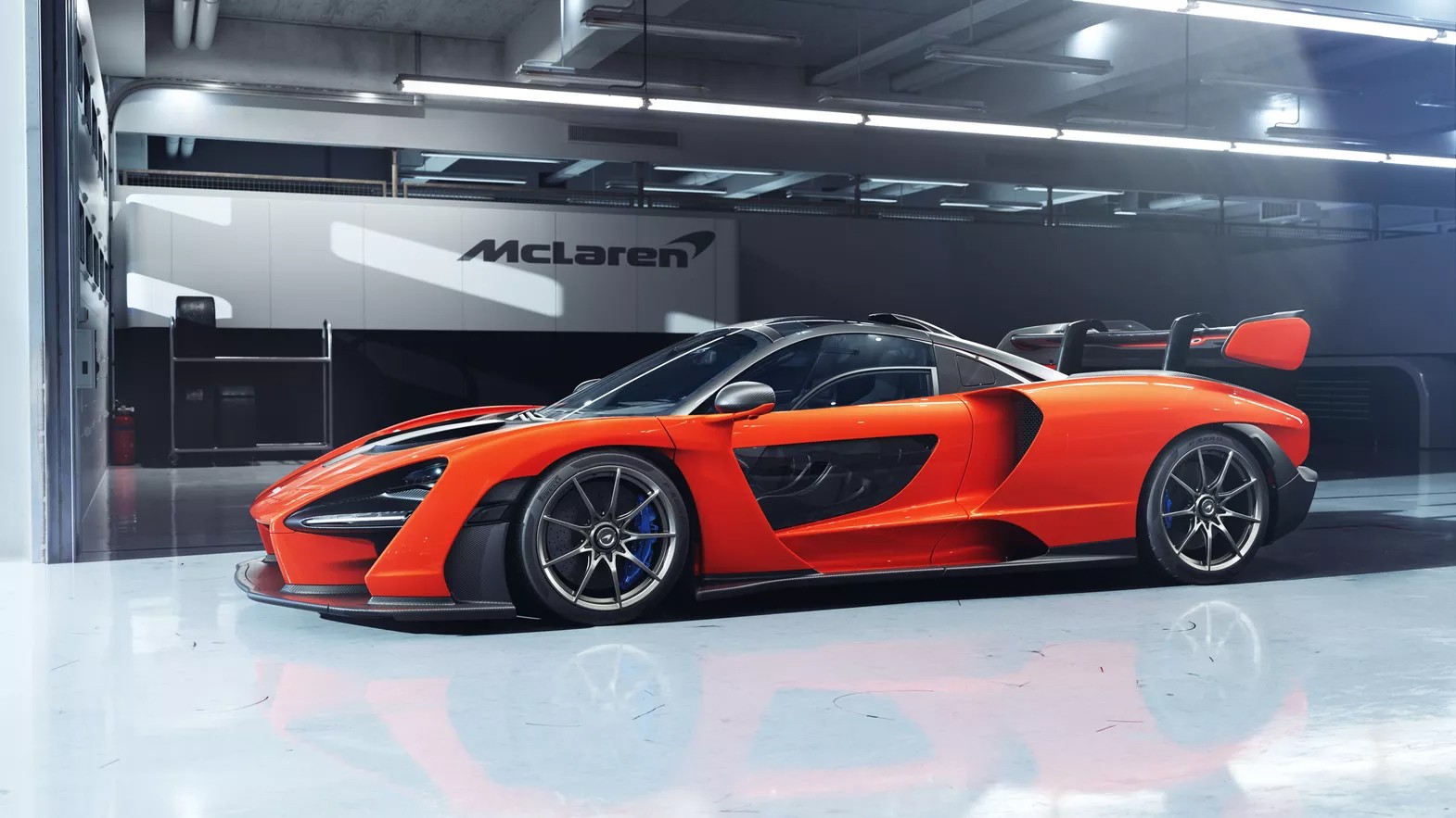 Фантастический гиперкар от McLaren раскупили до официального анонса