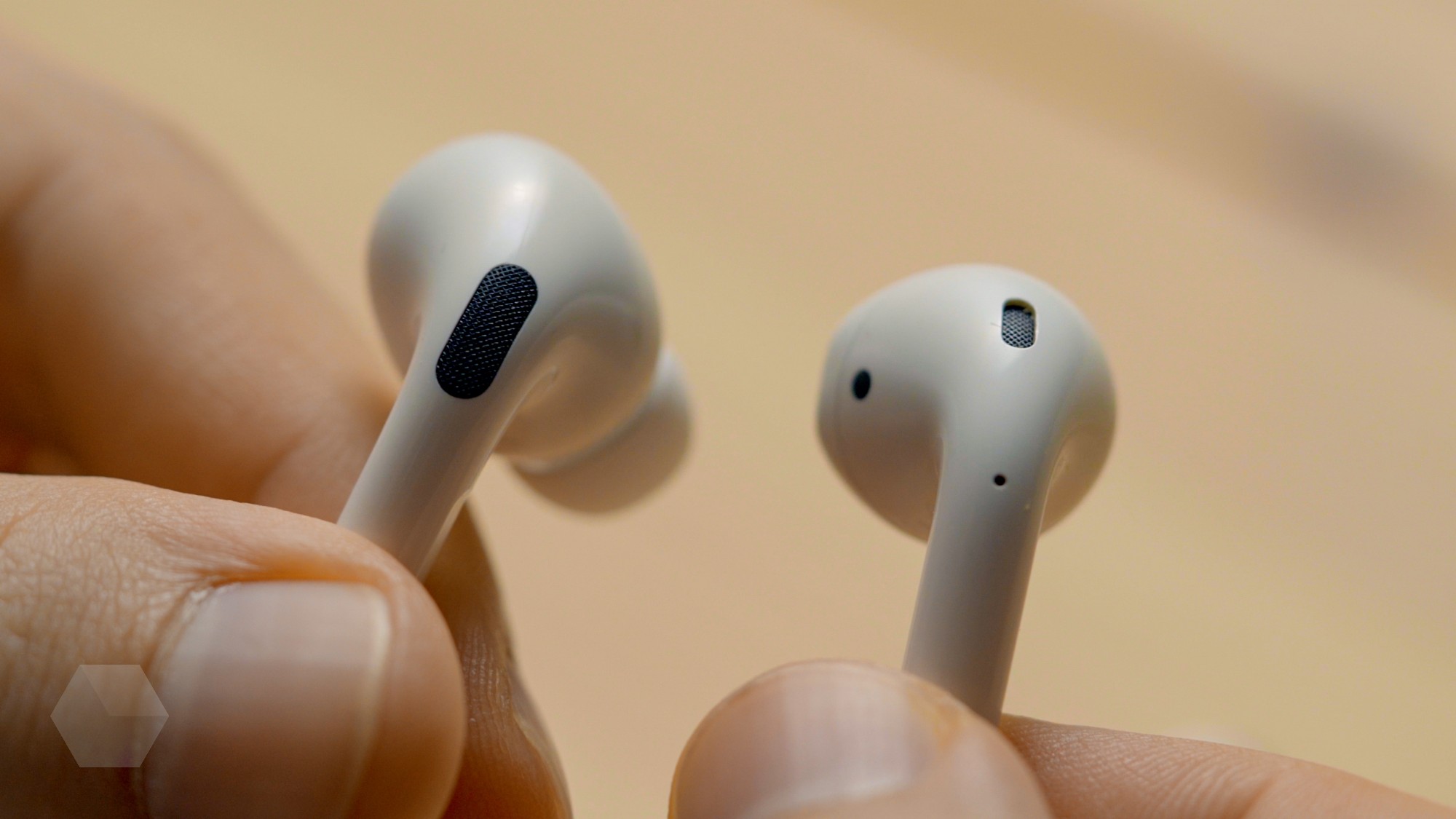 Airpods pro разъем. Наушники Apple Earpods Pro 2. Левый наушник Apple AIRPODS 2. Эйрподс 3. AIRPODS Pro 3.