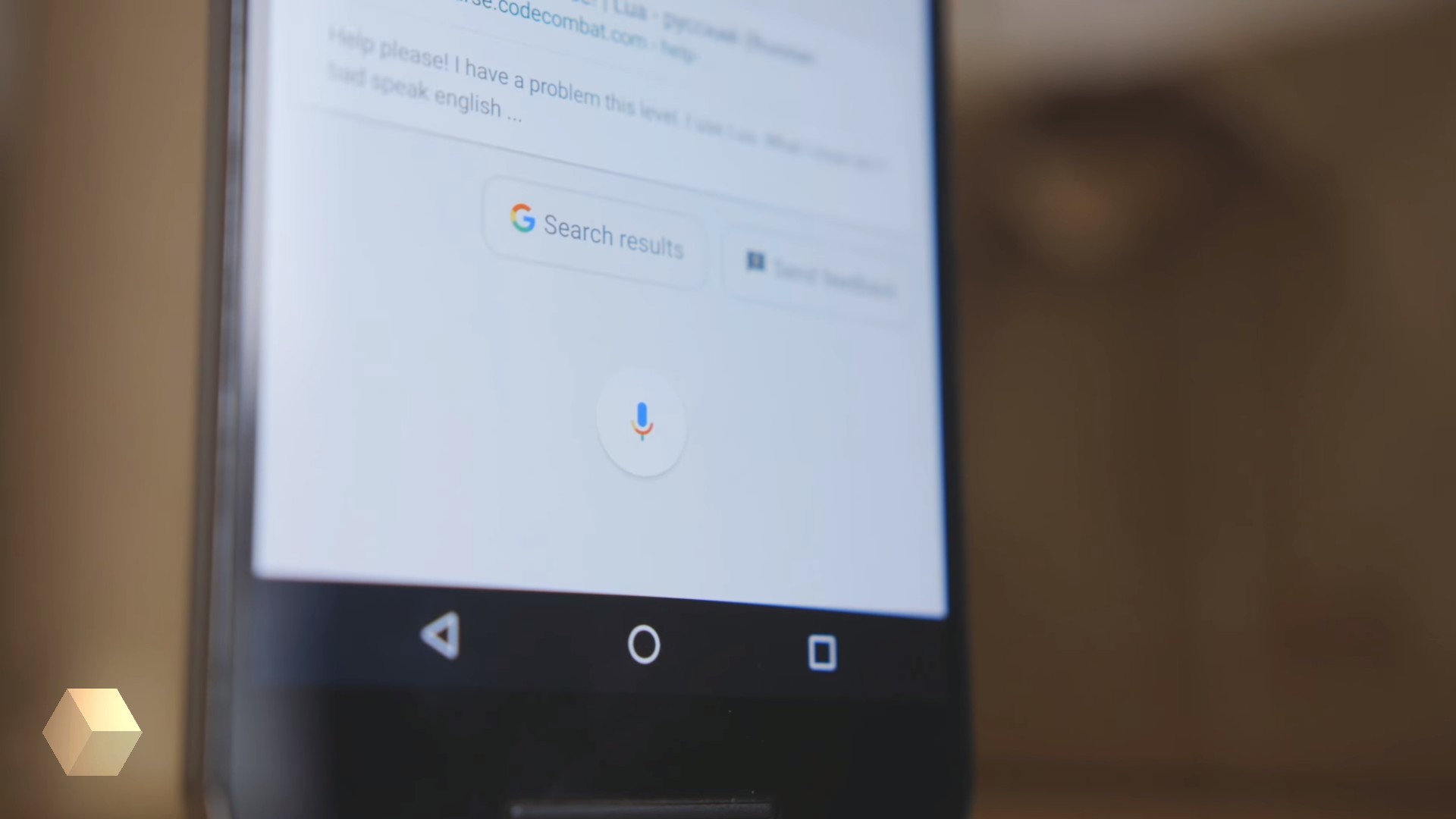 Google тестирует новый UI «Ассистента» с нижним меню