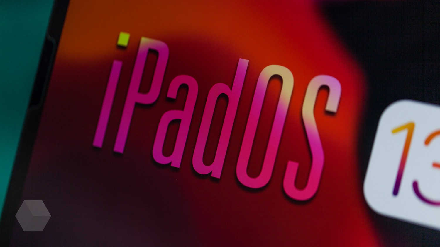 Apple выпустила первые публичные бета-версии iOS и iPadOS 13.4.5