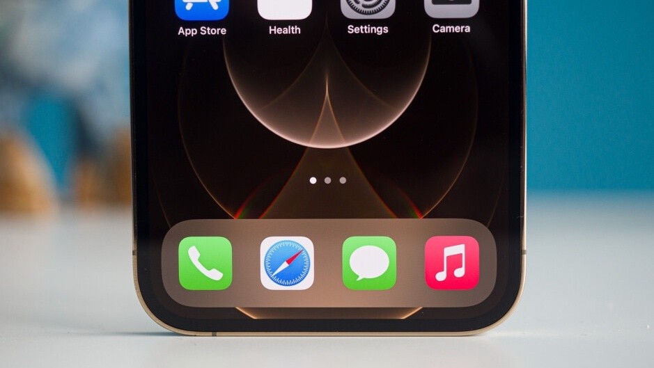 В грядущем iPhone 12S может вернуться Touch ID в современном формате