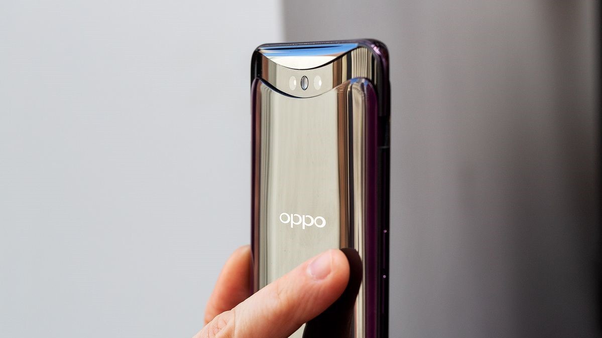 OPPO представила технологию 10-кратного зума