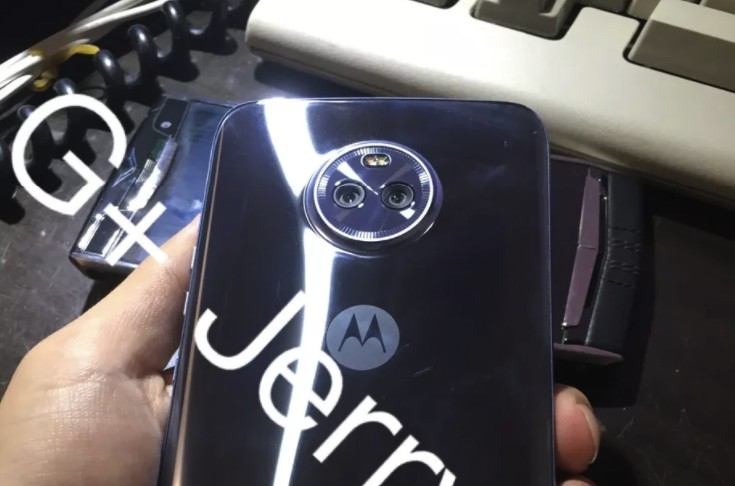Новые фото Motorola Moto X4