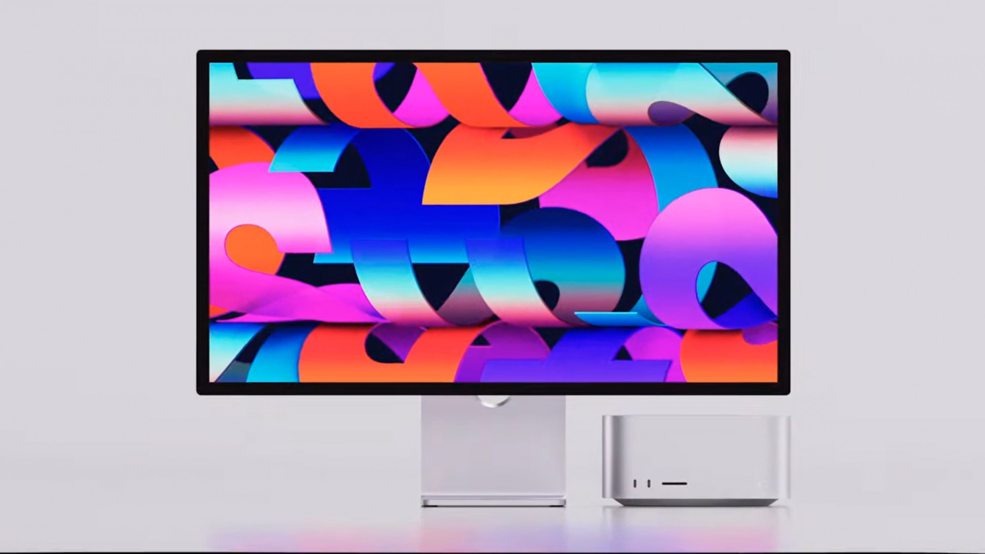 Apple показала Mac Studio и монитор Studio Display. Это именно то, что нужно профессионалам