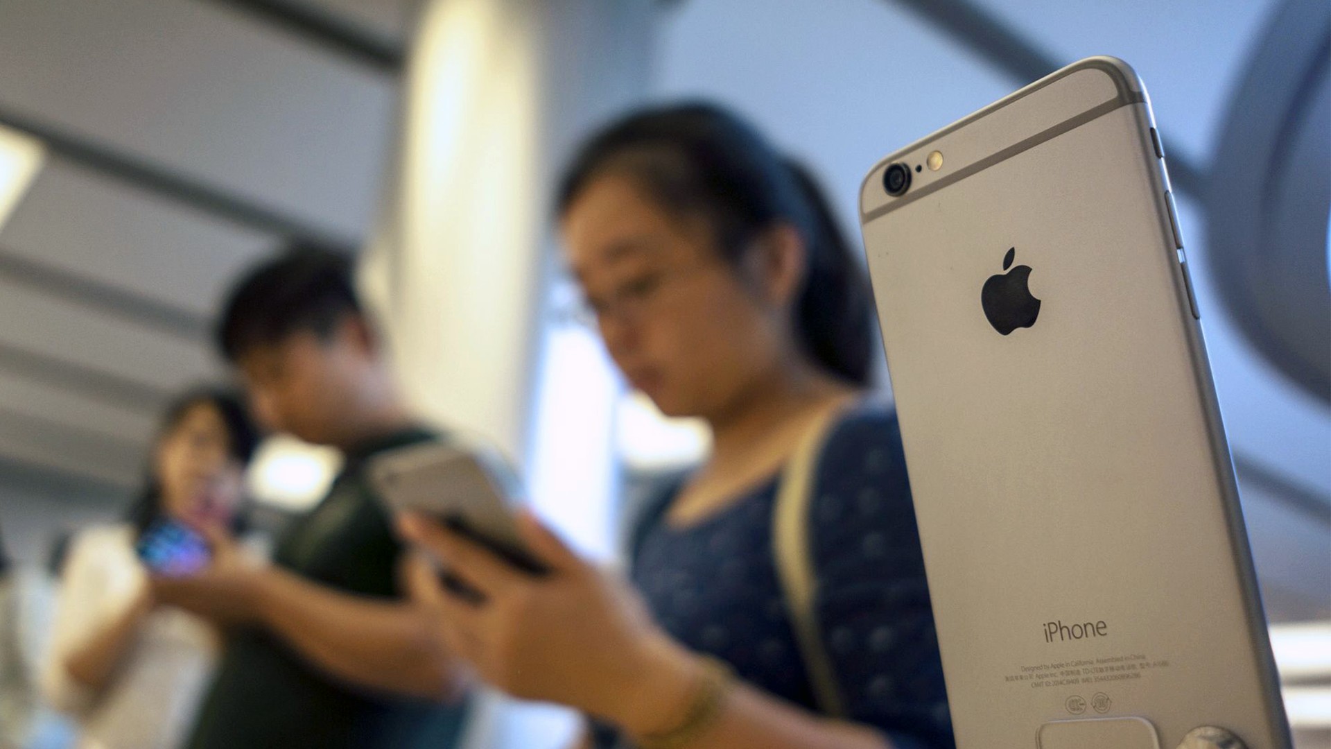 Apple снизила прогноз выручки из-за слабых продаж в Китае