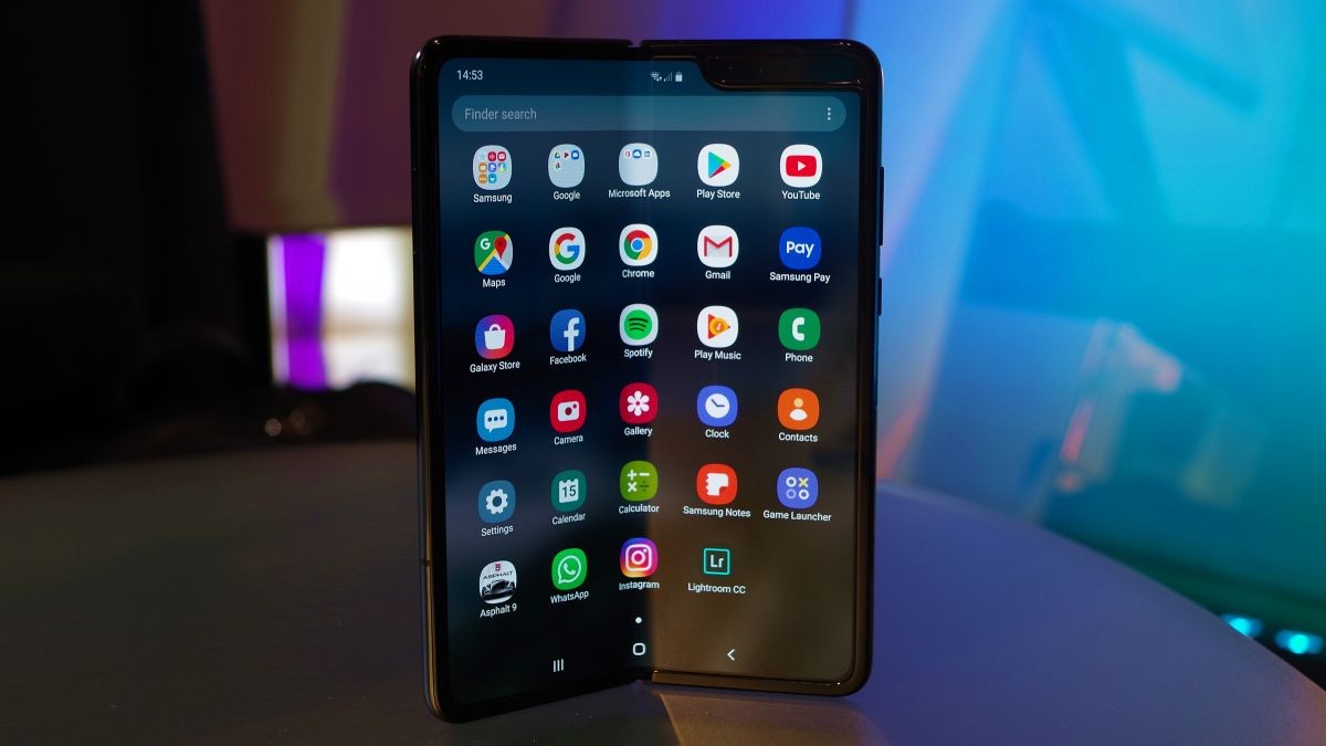 Samsung откладывает запуск Galaxy Fold из-за проблем с дисплеем