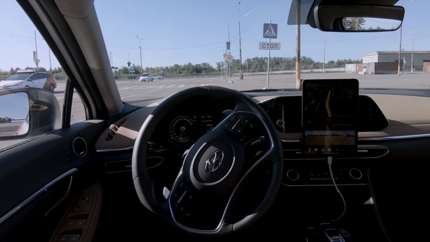 Hyundai разработает систему распознавания объектов для беспилотного транспорта