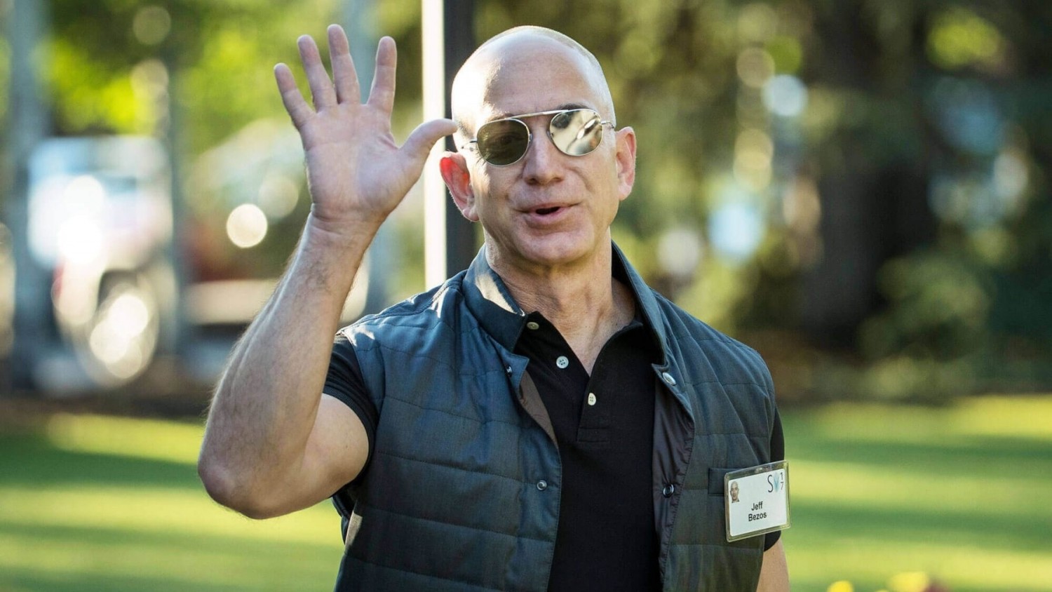 Джефф Безос покидает пост генерального директора Amazon