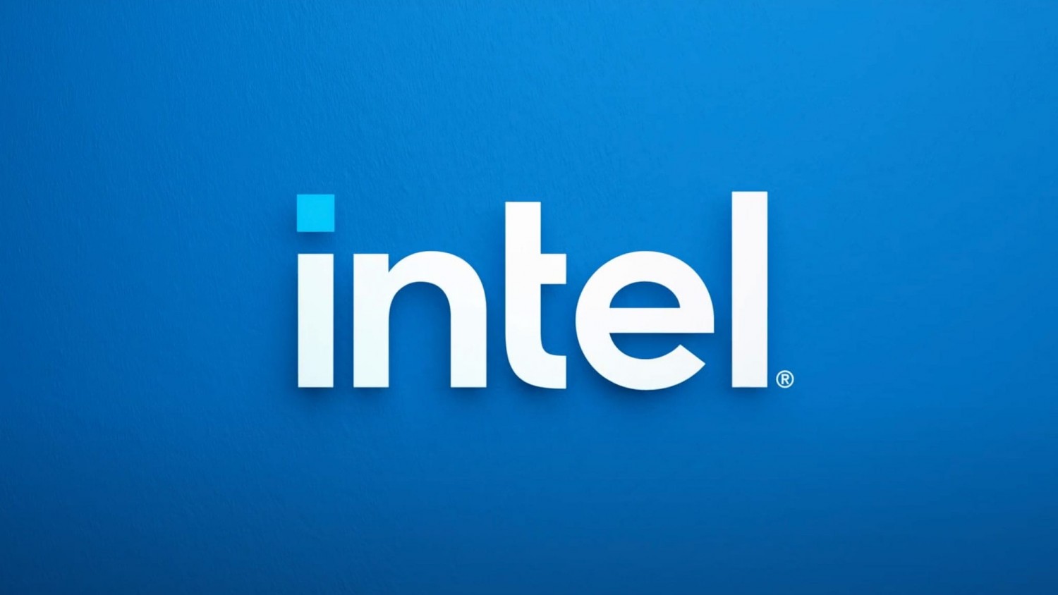 Intel меняет генерального директора и частично передаёт производство на аутсорсинг