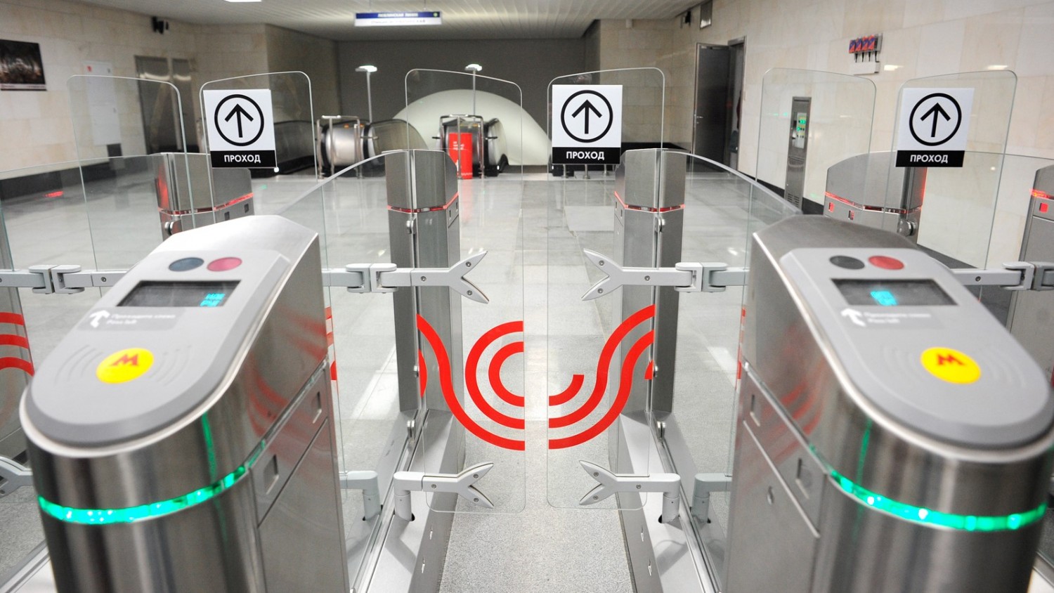 В московском метро протестируют систему оплаты при помощи распознавания лиц