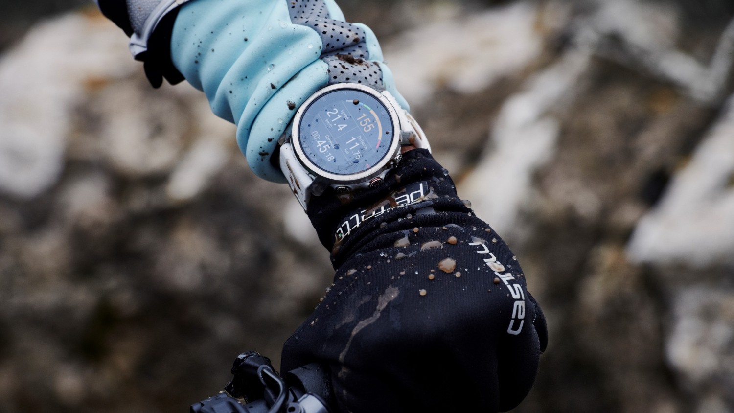 Polar Grit X: защищённые смарт-часы для спортсменов