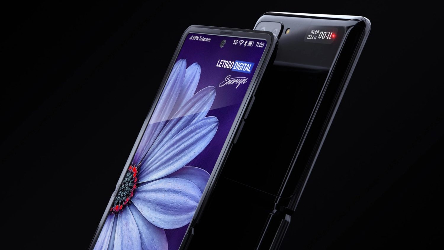 Samsung может представить три версии складного смартфона
