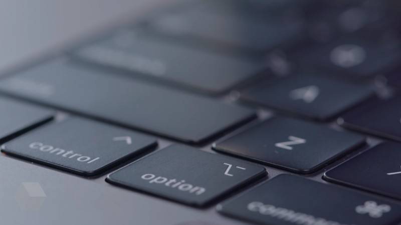 Apple избавится от клавиатуры-«бабочки» уже в MacBook Pro 16