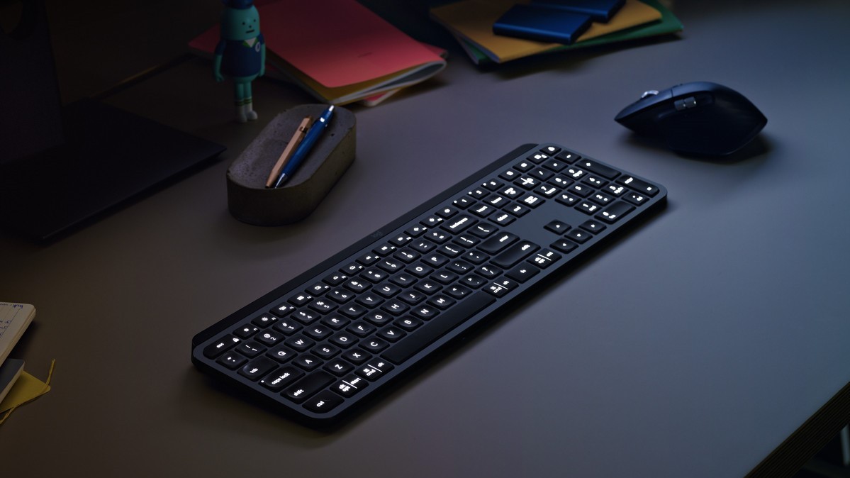 Продажи мыши Logitech MX Master 3 и клавиатуры MX Keys в России стартуют в октябре