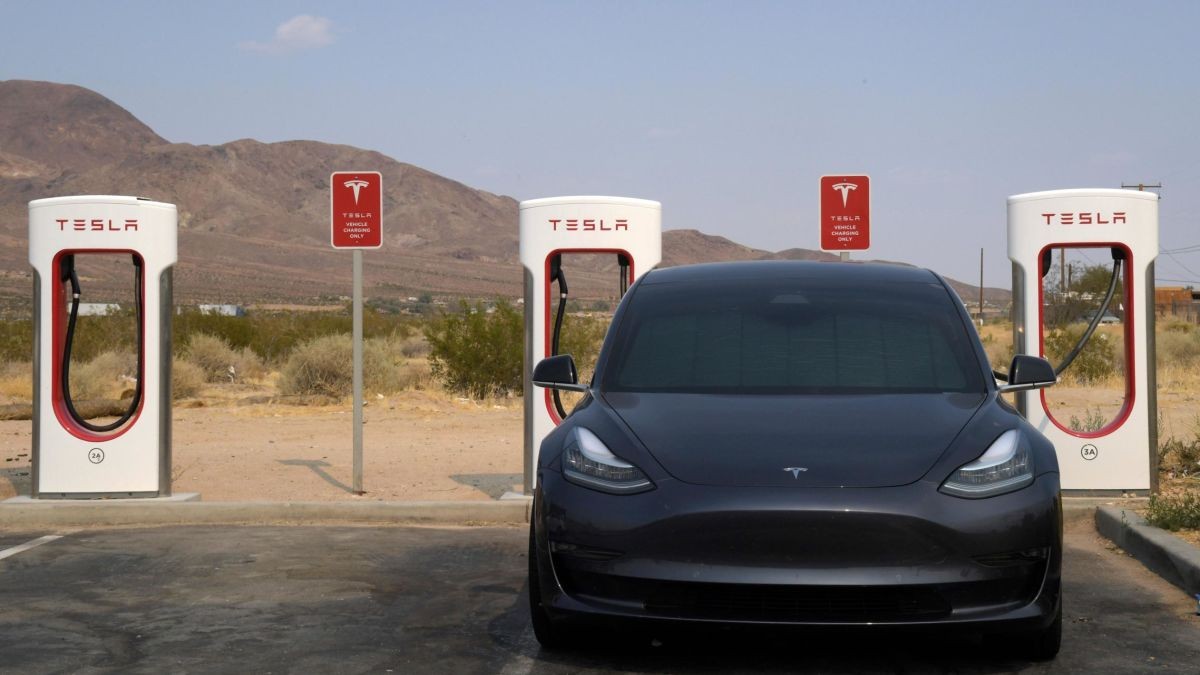 Илон Маск: Tesla выпустит недорогой электромобиль к 2023 году