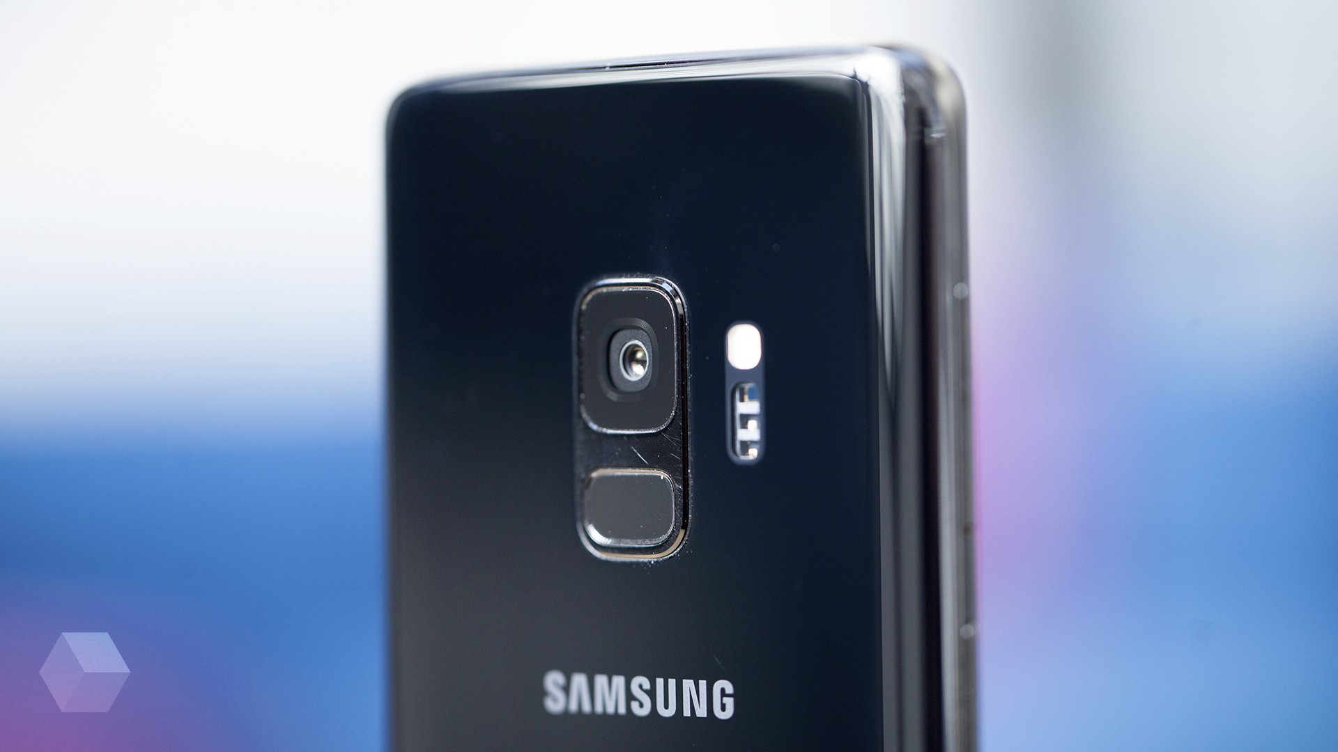 Три рекламных ролика о камере Galaxy S9