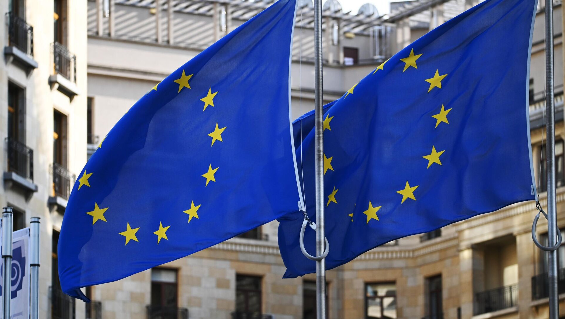 Евросоюз утвердил восьмой пакет санкций в отношении России