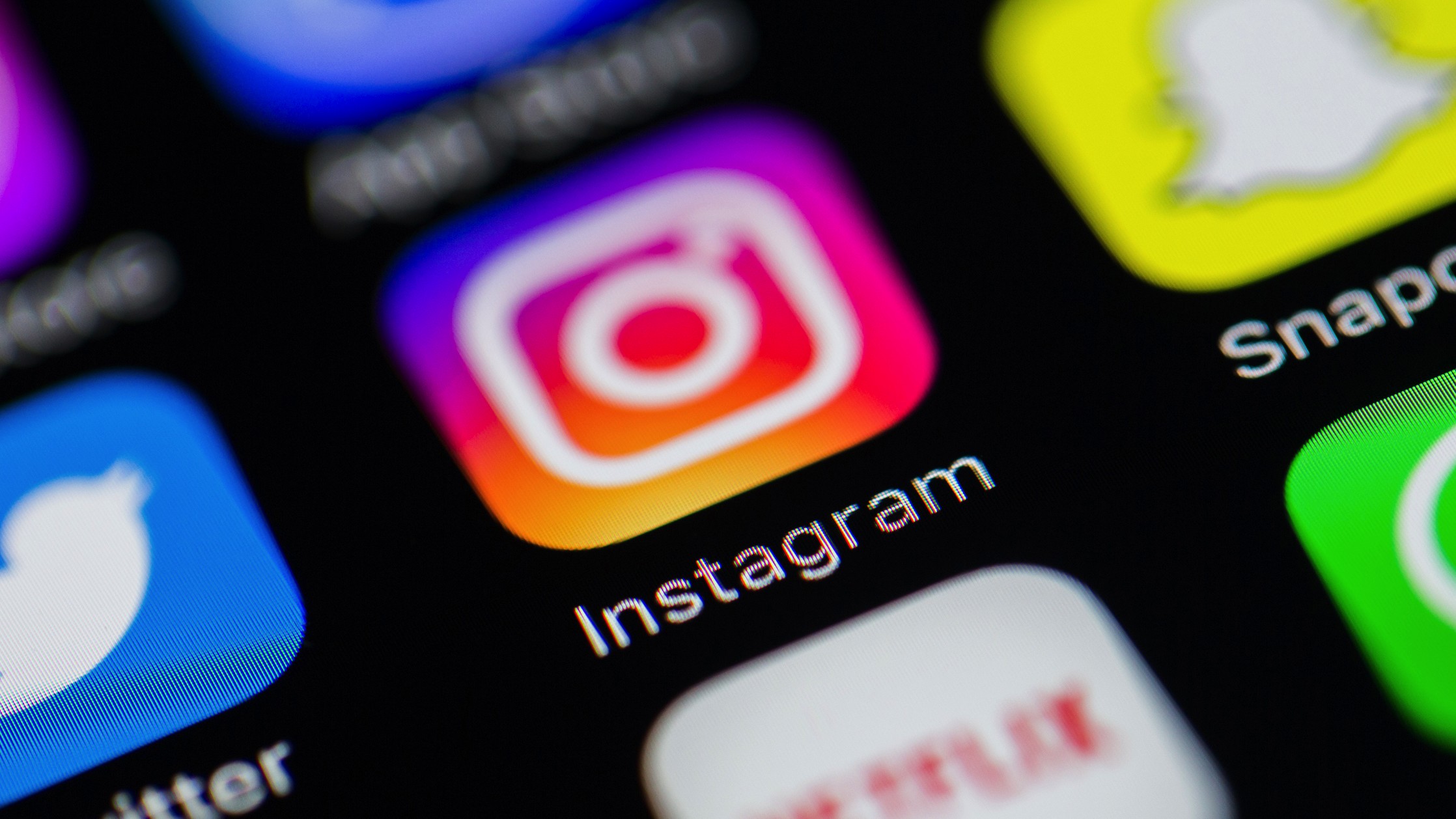 Instagram добавит кнопку репоста и ещё несколько новых функций
