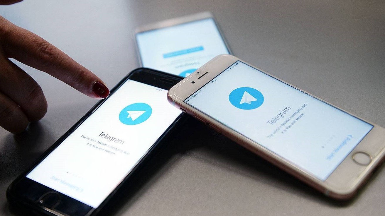 Роскомнадзор пригрозил Apple нарушением работы App Store из-за наличия в нём Telegram