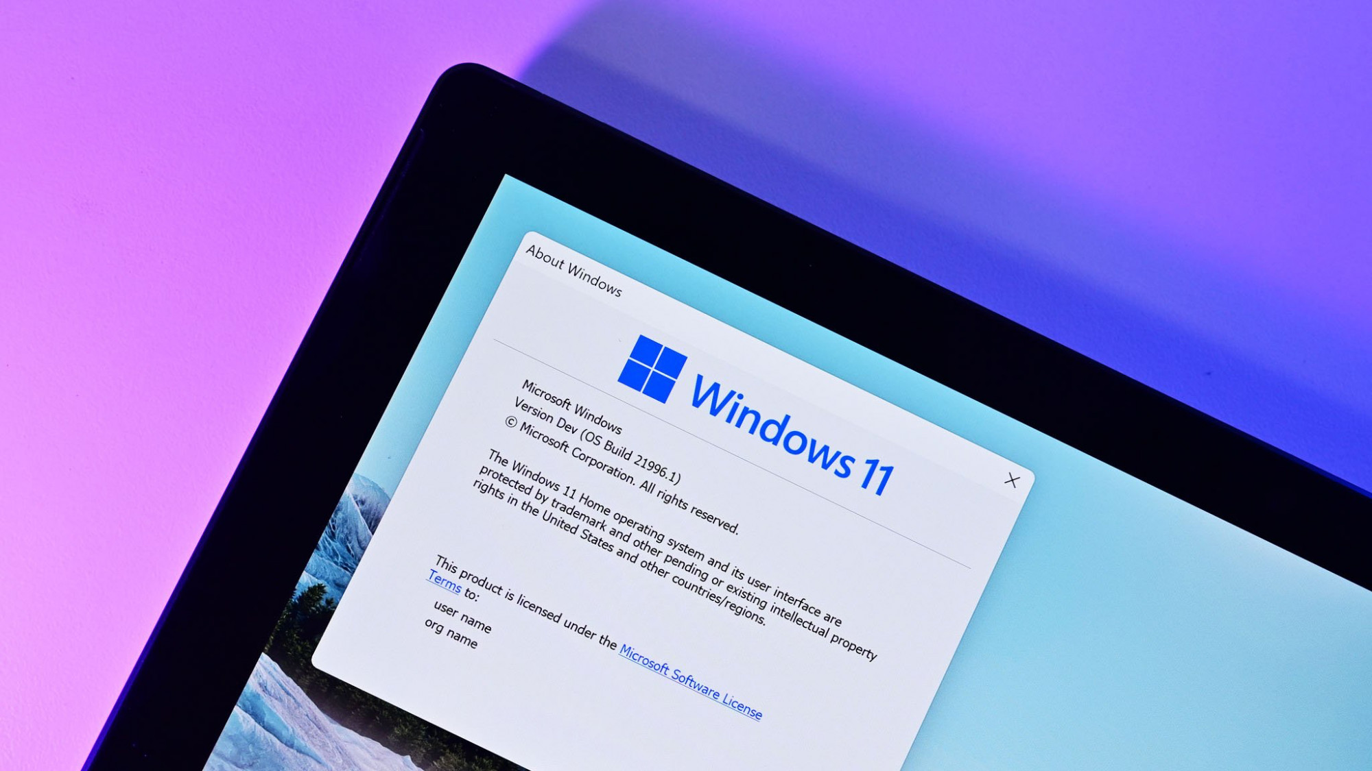 Microsoft принуждает обновиться до Windows 11 с помощью «тёмных паттернов»