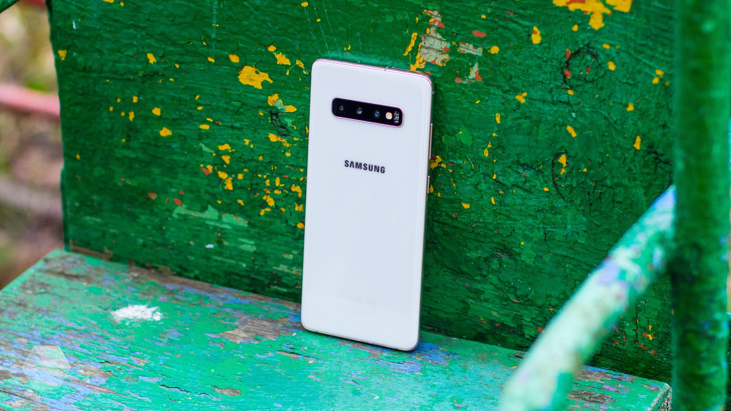 Почему Samsung Galaxy S10+ ещё топ в 2020 году. Опыт использования