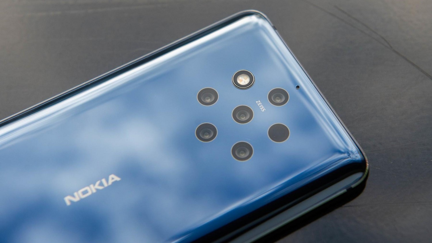 DxoMark оценила камеру Nokia 9 PureView: пять сенсоров не помогли