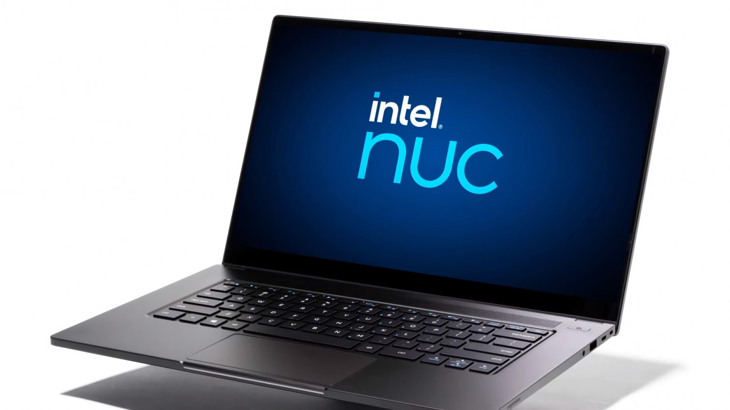 Intel представила NUC M15 — референсный ноутбук Evo Ready