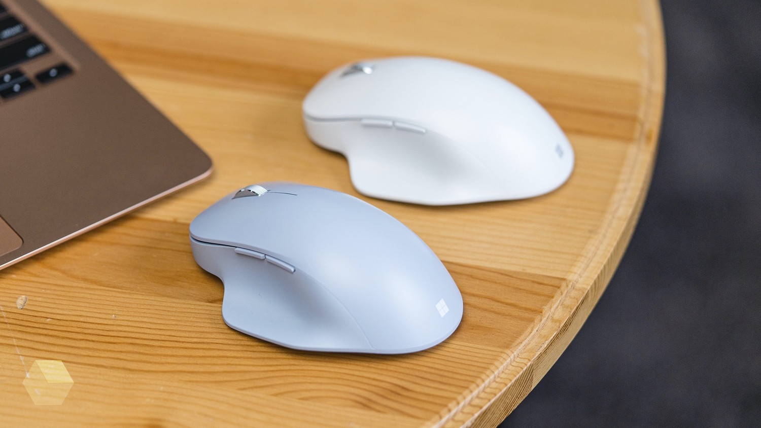 Обзор Microsoft Bluetooth Ergonomic Mouse. Действительно удобная мышь?
