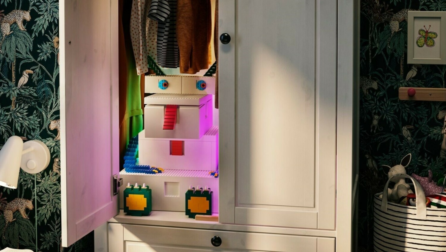 IKEA и Lego выпустили конструктор и ящики для хранения деталей