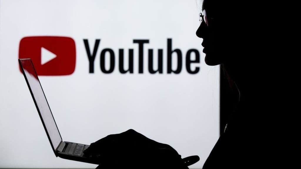 Google будет удерживать налоги с доходов YouTube-блогеров