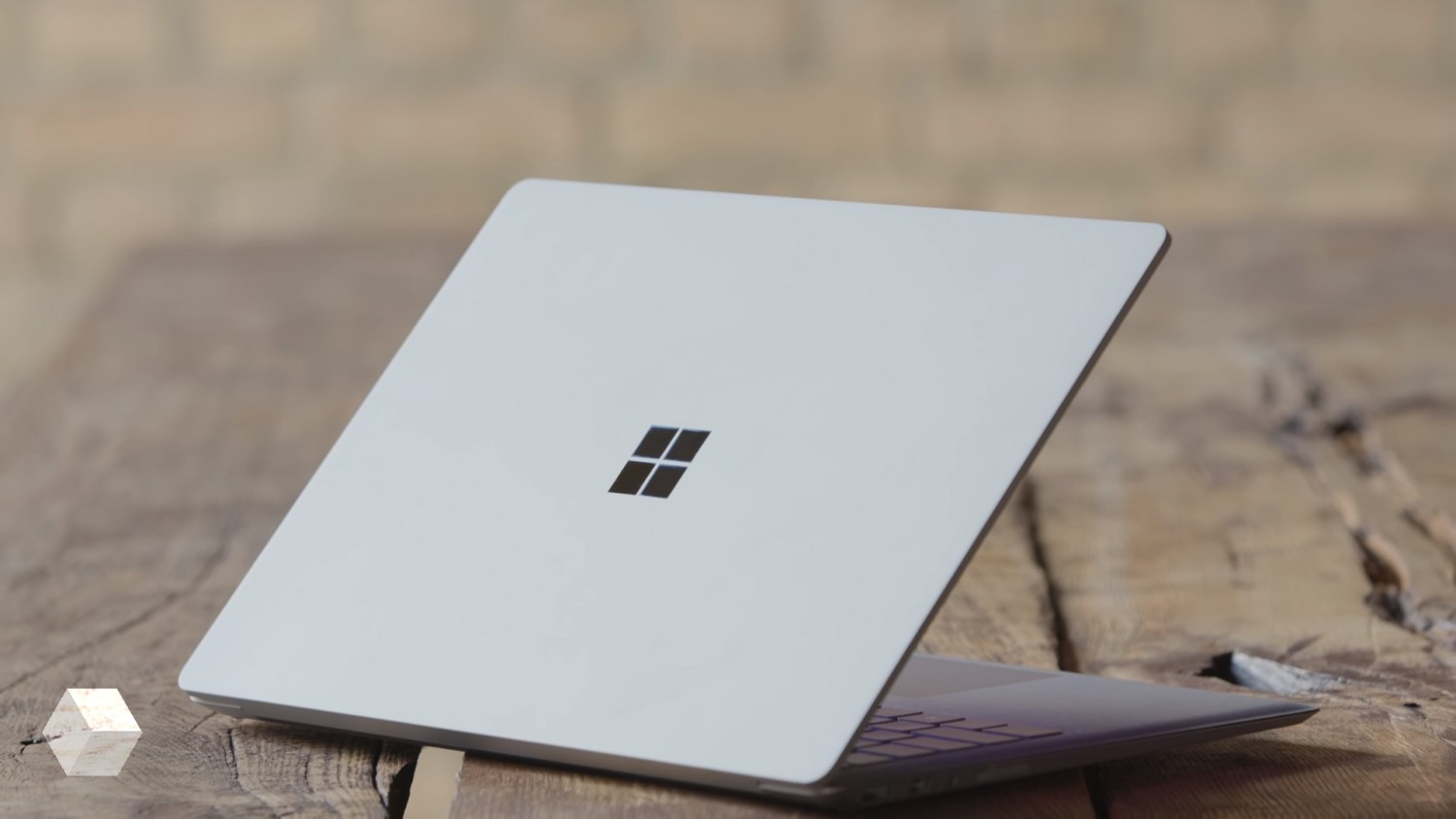 Microsoft представит 15-дюймовый Surface Laptop 3 в октябре