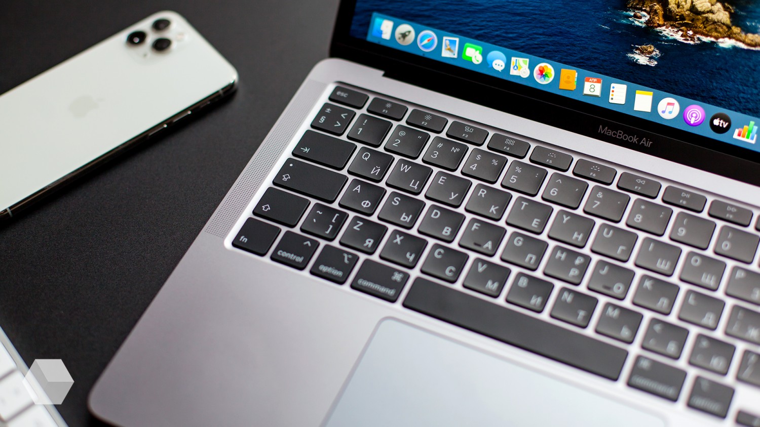 Apple изменит принцип заряда MacBook, чтобы увеличить срок службы батареи
