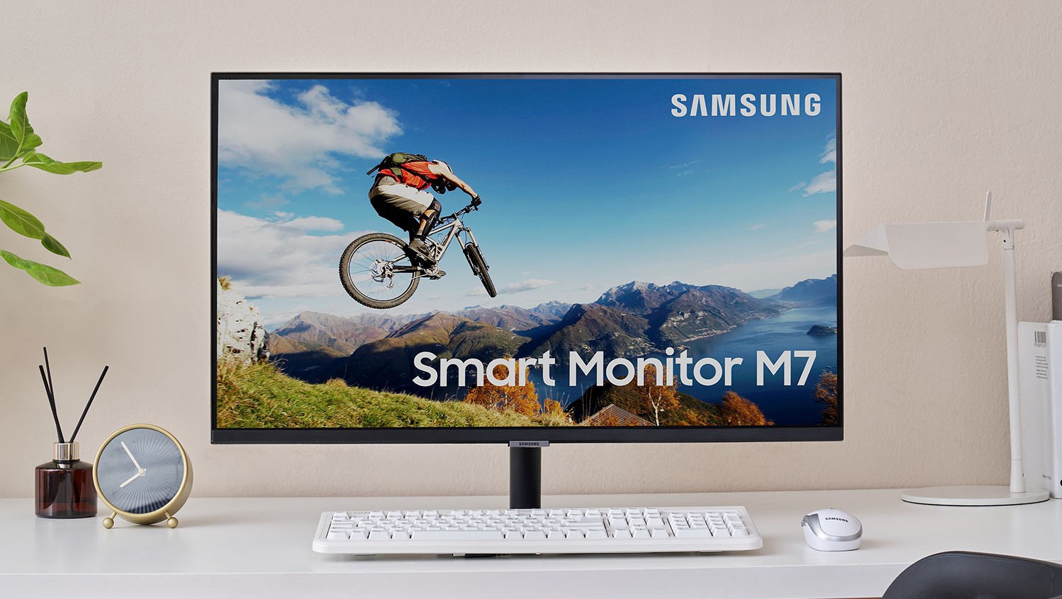 Samsung выпустила новые умные мониторы Smart Monitor