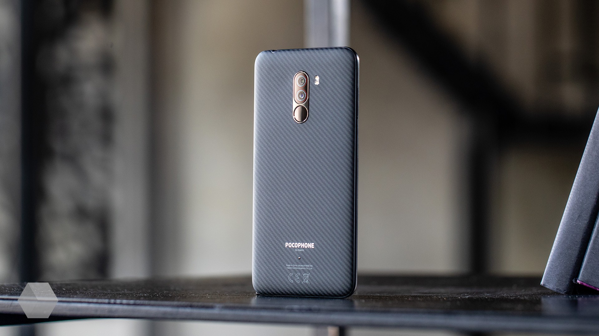 Смартфон Xiaomi Pocophone F1 научился снимать видео с частотой 960 к/с